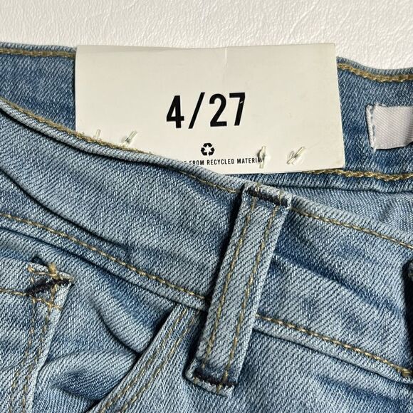 Kensie| NWT High Rise Raw Hem Skinny Jeans - Picture 3 of 7